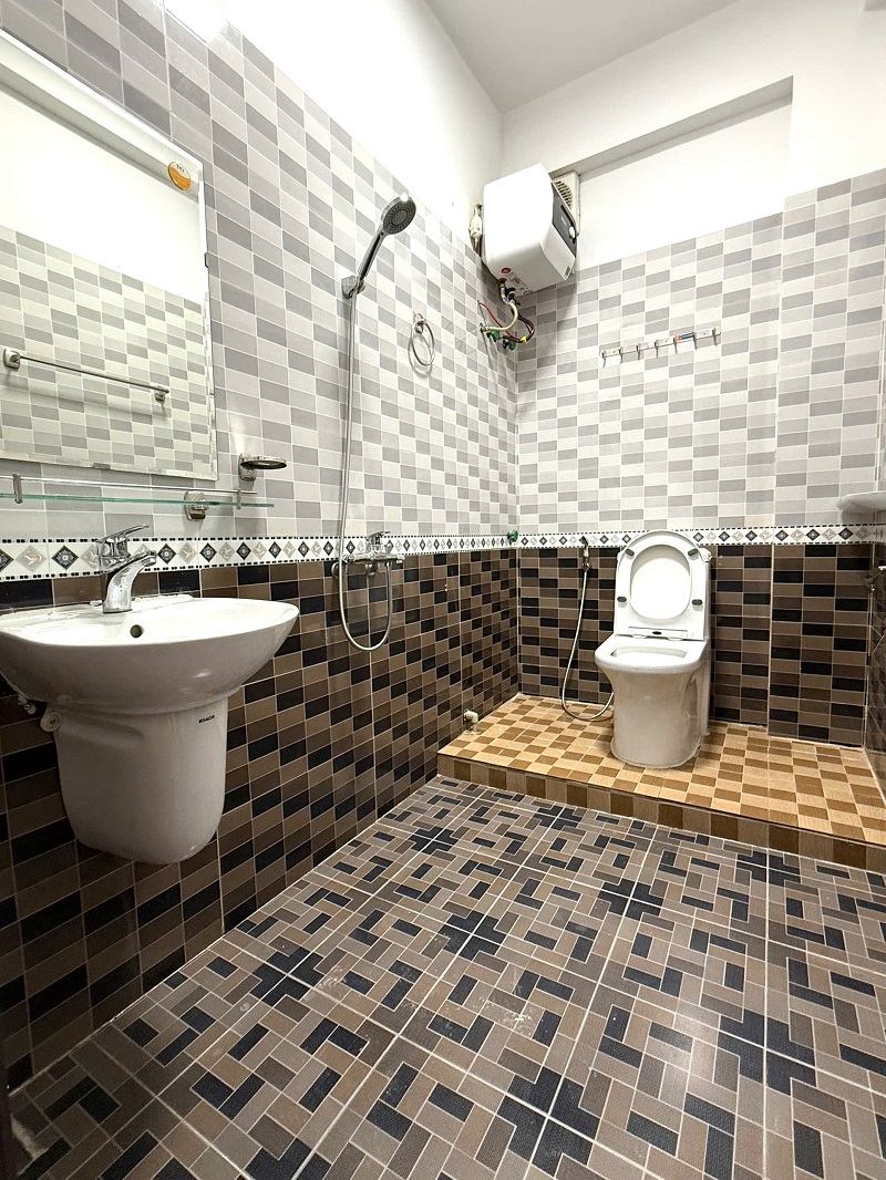 BÁN NHÀ ĐƯỜNG NGUYỄN CÔNG HOÀ, LÊ CHÂN, HẢI PHÒNG – Ô TÔ ĐỖ CỬA – KINH DOANH TỐT